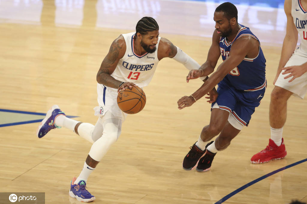 关键时刻芝加哥公牛手感冰凉:中超节点到来,更衣室稳定,团队化学反应显著(芝加哥公牛圣帕特里克节球衣) 关键时刻芝加哥公牛手感冰凉:中超节点到来,更衣室稳定,团队化学反应显著(芝加哥公牛圣帕特里克节球衣)