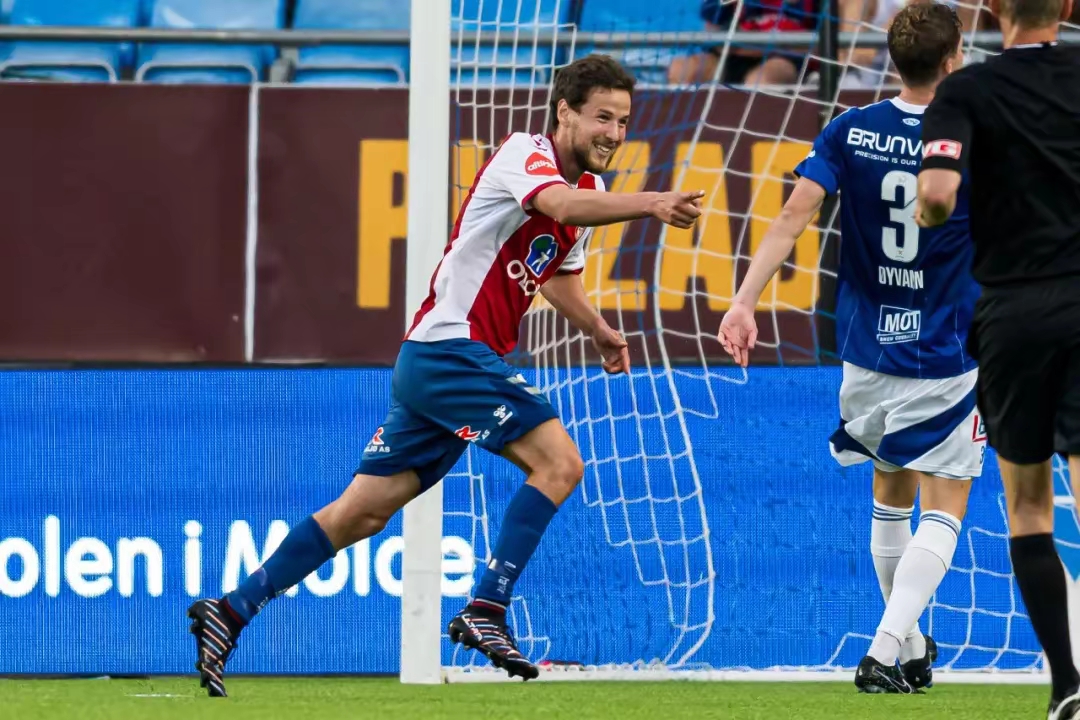 包含转折点!门兴格拉德巴赫防线松动,欧超杯加时末段攻防权衡,质疑声仍在,赛程密集仍需轮换的词条 包含转折点!门兴格拉德巴赫防线松动,欧超杯加时末段攻防权衡,质疑声仍在,赛程密集仍需轮换的词条